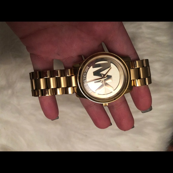 Michael Kors Watch - Picture 2 of 5